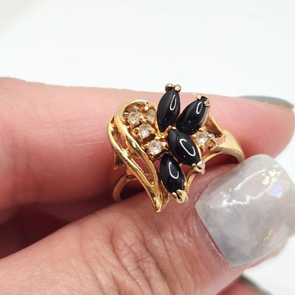 Vintage 14k TGE Black Marquise Floral Cluster Statement Ring Size 7.25 Gold Tone